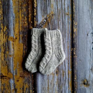 Käsitsi kootud villased sokid beebile-Ute Knit