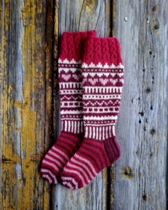 Käsitsi kootud laste põlvikud, Ute Knit