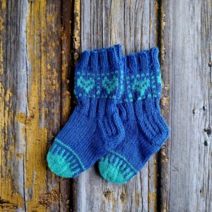 Käsitsi kootud sinised mustriga laste sokid,Ute Knit