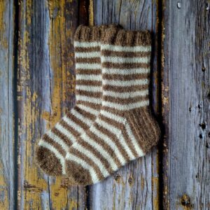 Käsitsi kootud triibulised laste sokid, Ute Knit