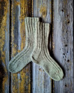 Hallid villased sokid naistele, Ute Knit