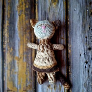 Heegeldatud kaisukass Kitty