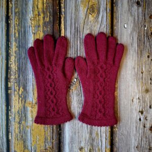 Lillad palmikuga sõrmkindad naistele, Ute Knit