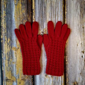 Tumepunased pitsilised sõrmkindad naistele, Ute Knit